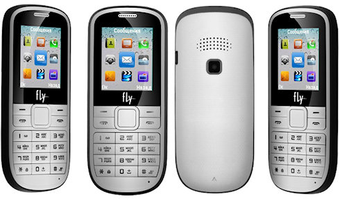 Fly TS90: три SIM-карты по вкусной цене