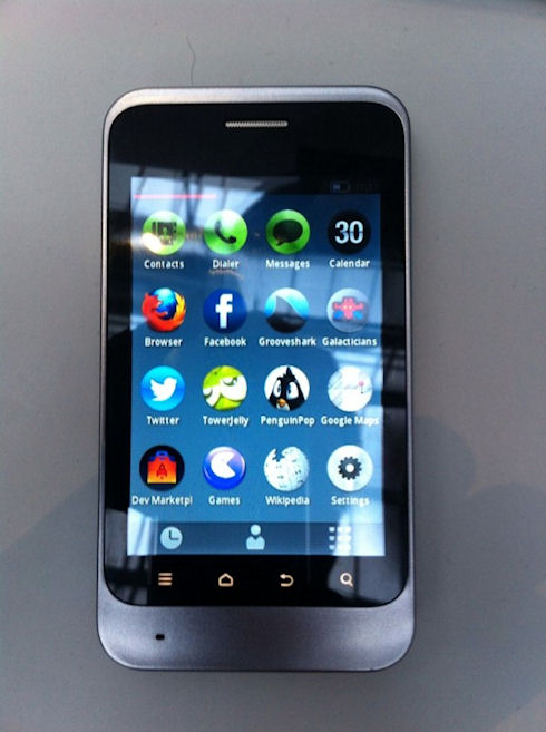 Первый смартфон на Firefox OS