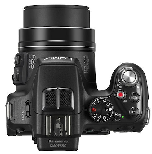 Суперзум Panasonic Lumix DMC-FZ200