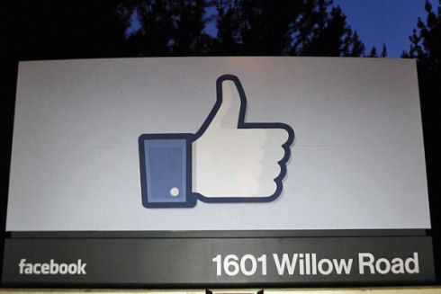 Facebook обвиняют в утечке информации