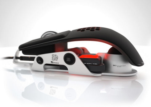 BMW DesignworksUSA и Thermaltake выпустили мышь для геймеров BMW DesignworksUSA и Thermaltake выпустили мышь для геймеров