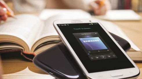 Samsung опровергает слухи о презентации Galaxy S IV в феврале