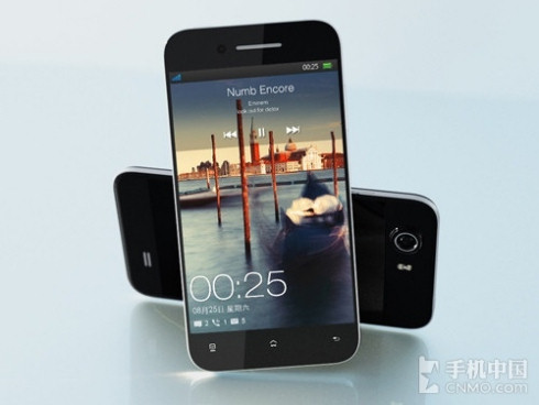 Смартфон Oppo Find с 5-дюймовым дисплеем
