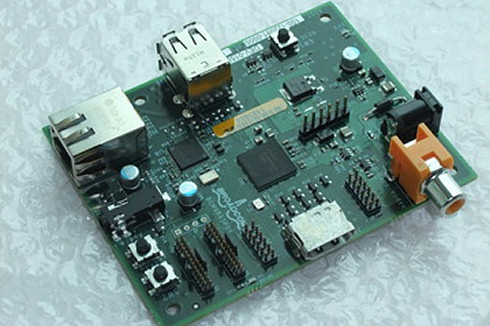 Обновленный Raspberry Pi с поддержкой 512 Мб RAM