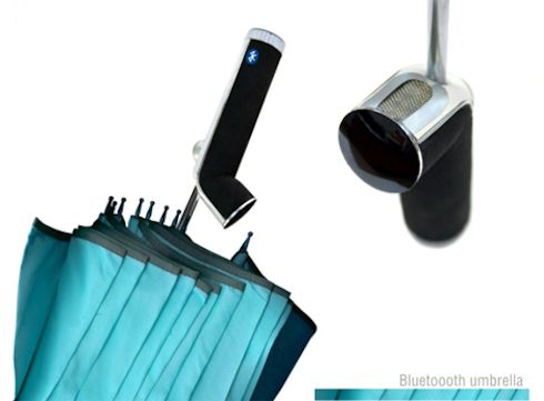 Зонтик с Bluetooth заменит смартфон во время дождя