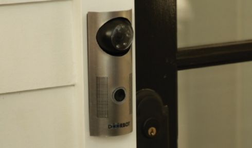 Дверной замок «DoorBot» с удаленным управлением