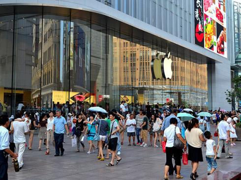 В Китае продано 2 млн iPhone 5 за первые три дня продаж