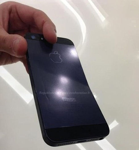 iPhone 5: гнется, но не ломается