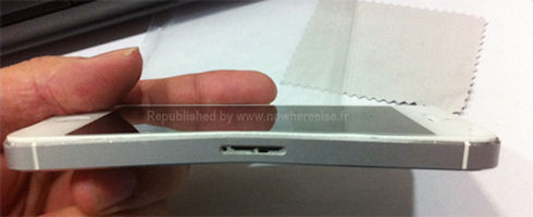 iPhone 5: гнется, но не ломается