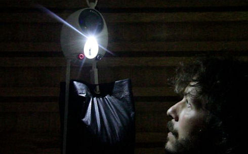GravityLight использует для освещения силу земного притяжения