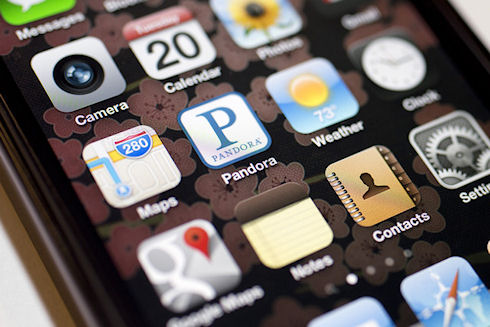Apple опровергла информацию о выпуске бюджетного iPhone