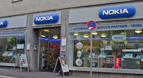 Эксперты советуют открыть Nokia сеть фастфуда