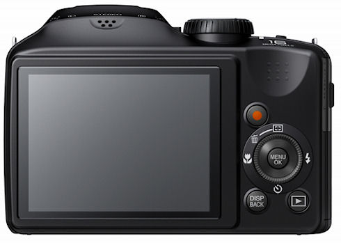 Fujifilm FinePix S6800 с 30-кратным зумом за 250 долларов