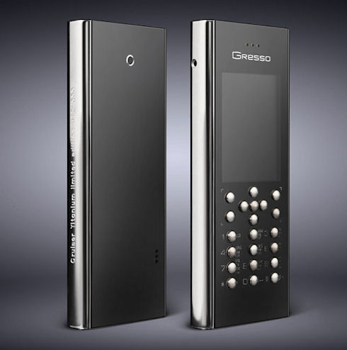 Gresso создала титановый телефон Cruiser Titanium