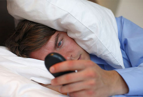 Мобильный лунатизм: дети отправляют SMS во сне