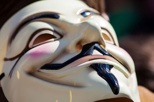 В США арестован член группы Anonymous