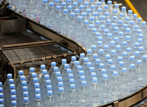 Во Франции нашли пестициды в бутилированной воде