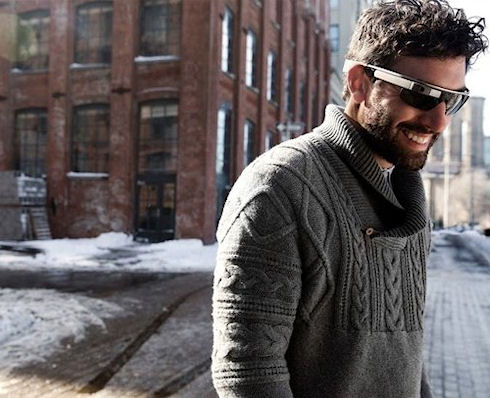 Google Glass фотографируют от подмигивания