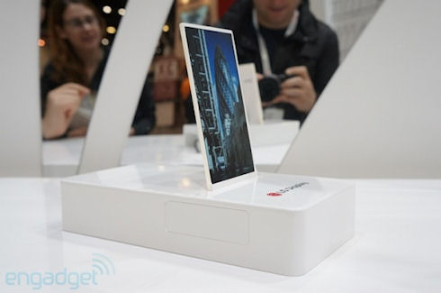 LG показала гибкие дисплеи