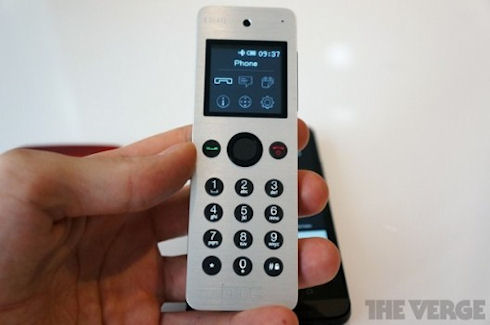 HTC готовит к выпуску Mini+