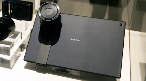 Sony показала суперобъективы для работы со смартфонами