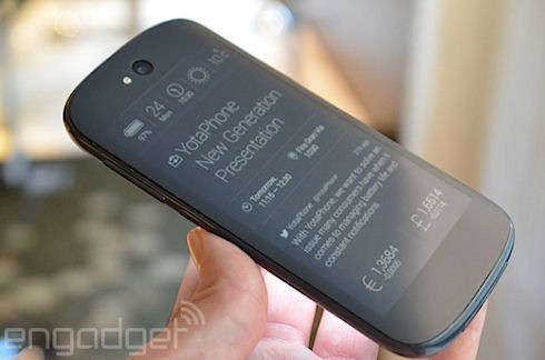 Анонс обновленного смартфона YotaPhone 2