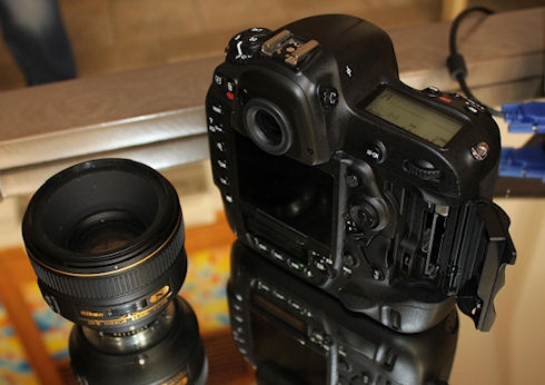 Профессиональная зеркалка Nikon D4s – прочный корпус и высокая производительность