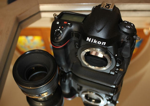 Профессиональная зеркалка Nikon D4s – прочный корпус и высокая производительность