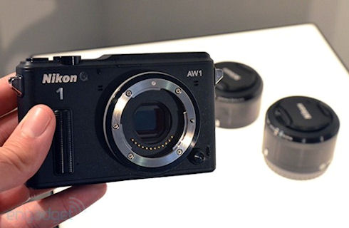 Nikon AW1 – новая камера с объективами для подводной съемки