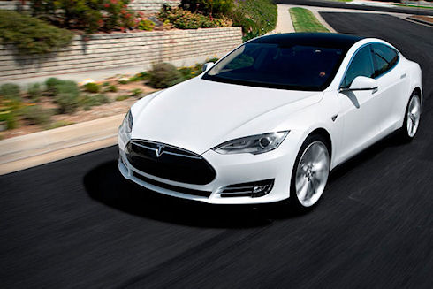 Tesla Motors готовит к выпуску электрокар с запасом хода 650 км