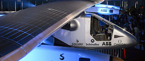 Самолет на солнечных батареях Solar Impulse 2 облетит вокруг Земли