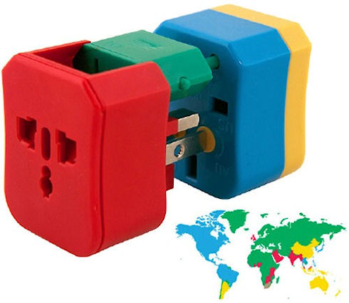Зарядка в любой стране мира проще с 4-in-1 Adapter