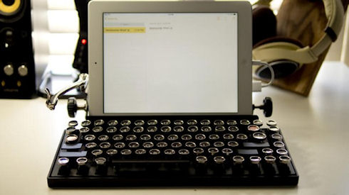 Qwerkywriter – современная клавиатура в виде старинной печатной машинки