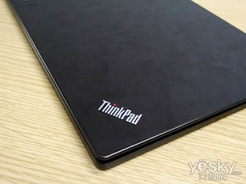 Lenovo создала прототип ультрабука толщиной менее 10 мм