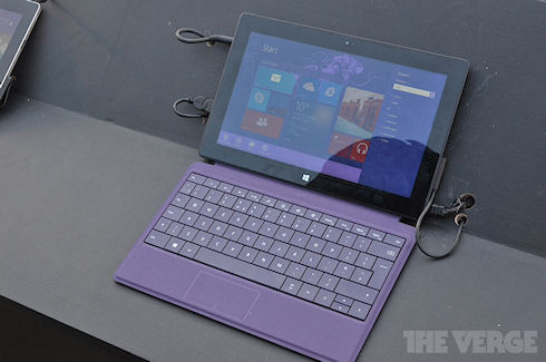 Планшет Surface 2 с 383-дюймовым дисплеем установлен в Лондоне