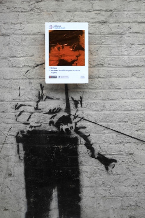 Instagram перенесли в реальность