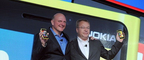 Мобильное подразделение Nokia перейдет к Microsoft в 2014 году