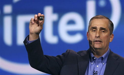 Intel показала сверхкомпактный компьютер Edison в корпусе флеш-карты