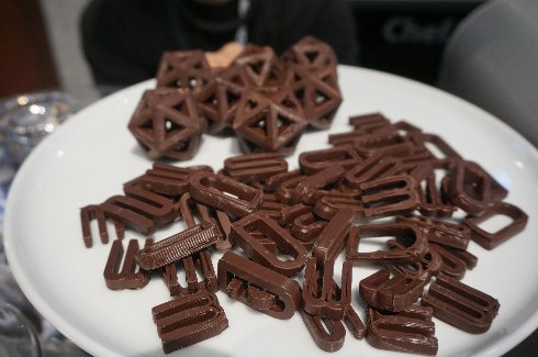 CocoJet - 3D принтер, способный создавать объекты из шоколада