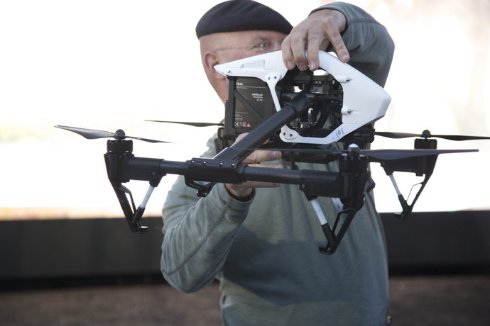 Презентация дрон-трансформера с 4K-камерой от DJI