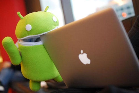 Корпорация Google поддерживает Samsung против Apple