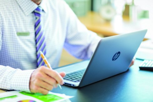 У «яблочного» MacBook Air появился конкурент -  EliteBook Folio 1020 от HP