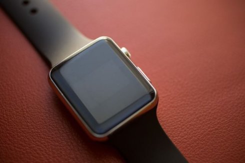 Китайцы начали продажи клона американских Apple Watch