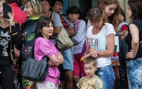 Гуманитарная помощь для детей Славянска