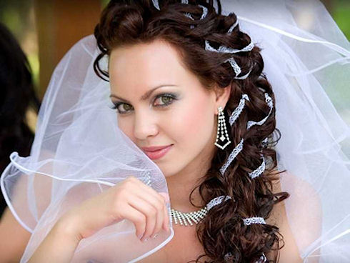 Свадебные прически с косами, какую выбрать?