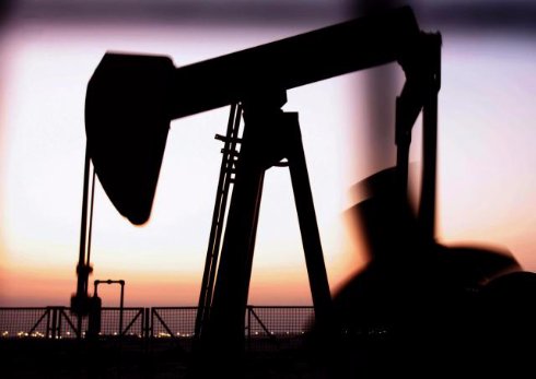 Ученые предполагают, что нефть на Земле не иссякнет