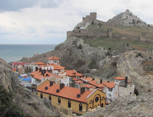 В Крыму появится гостиница в виде средневекового замка